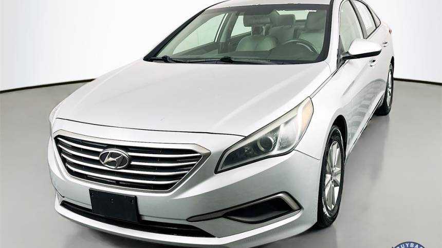 2017 Hyundai Sonata Base — Sedan — 106,088 mi — Shiloh, IL