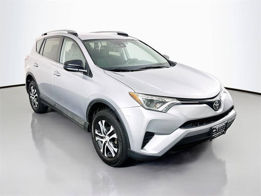 2017 Toyota RAV4 LE — SUV — 84,058 mi — Shiloh, IL