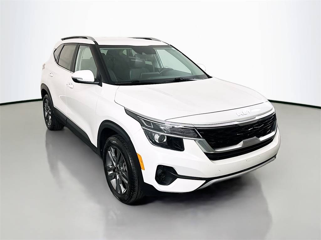 2023 Kia Seltos S — SUV — 40,621 mi — Shiloh, IL
