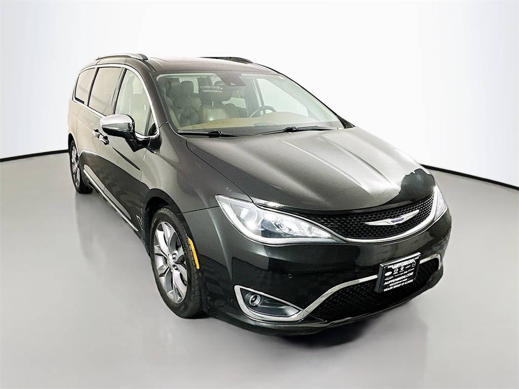 2018 Chrysler Pacifica Limited — Minivan — 84,644 mi — Shiloh, IL