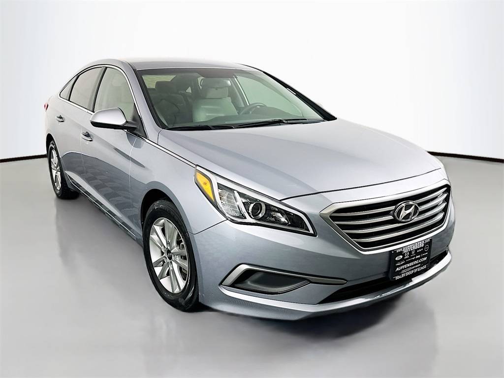 2016 Hyundai Sonata SE — Sedan — 116,953 mi — Shiloh, IL