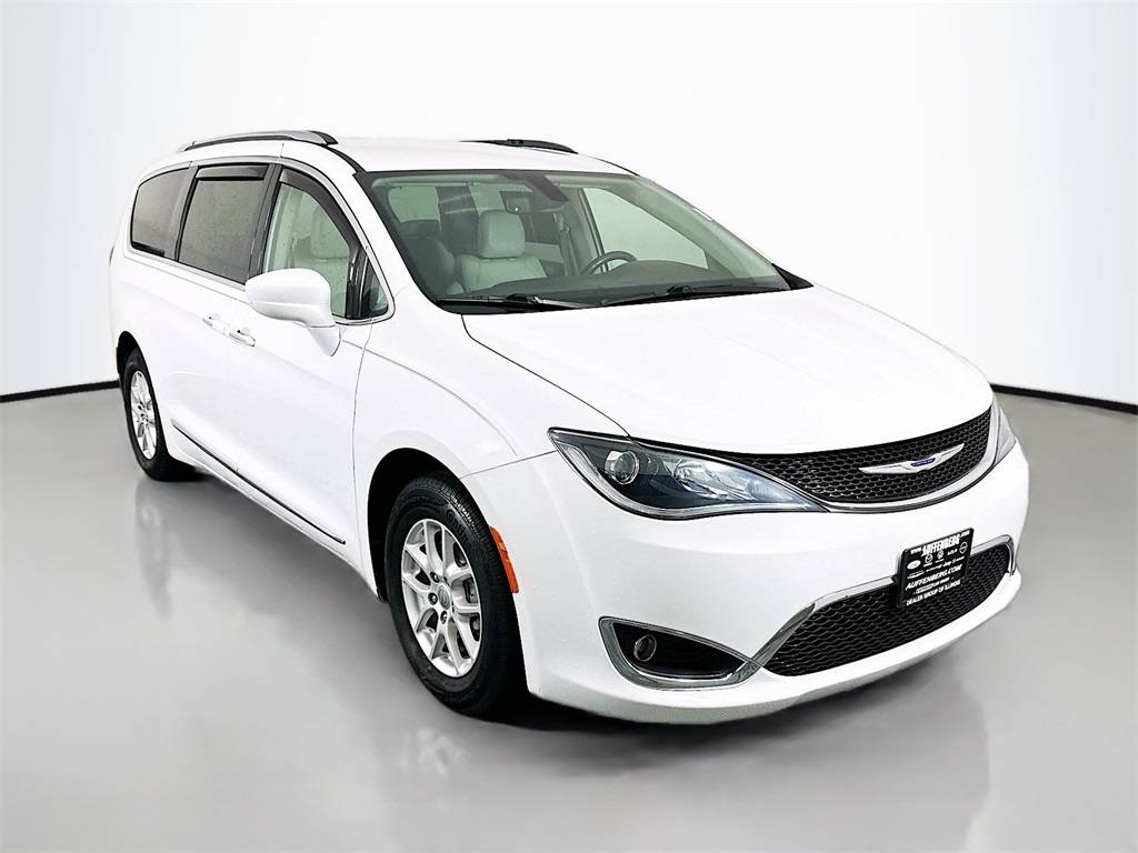 2020 Chrysler Pacifica Touring L — Minivan — 70,690 mi — Shiloh, IL