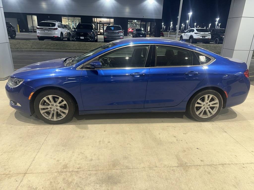 2015 Chrysler 200 Limited — Sedan — 119,930 mi — Shiloh, IL