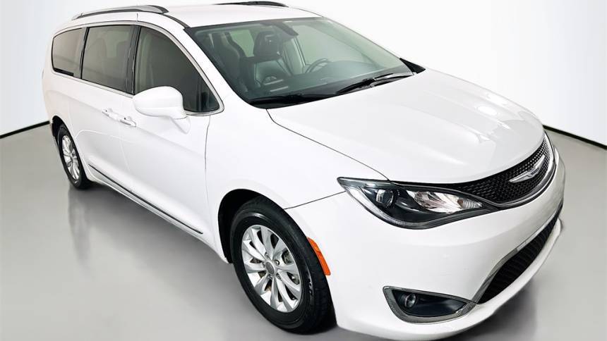 2018 Chrysler Pacifica Touring L Plus