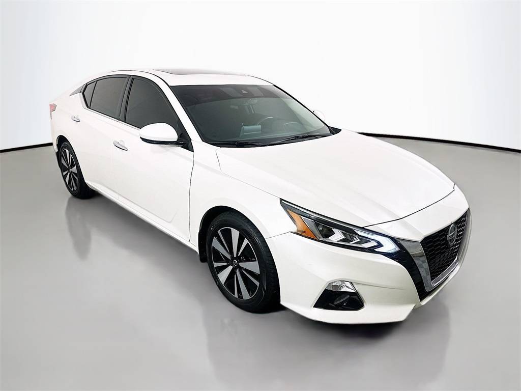 2020 Nissan Altima SV — Sedan — 95,801 mi — Shiloh, IL