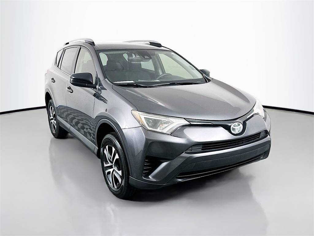 2017 Toyota RAV4 LE — SUV — 102,171 mi — Shiloh, IL