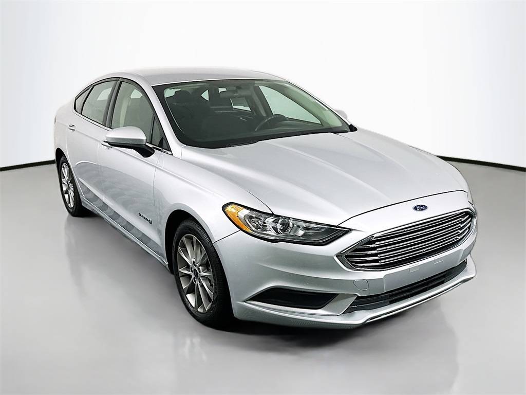 2017 Ford Fusion Hybrid SE — Sedan — 98,573 mi — Shiloh, IL