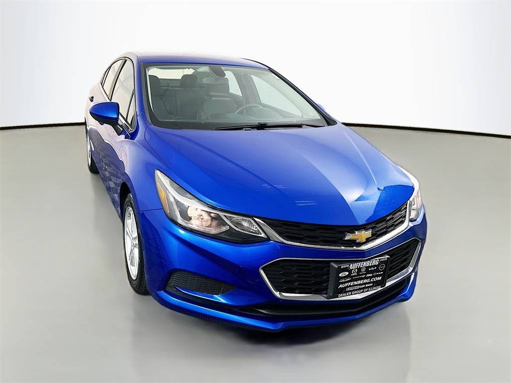 2017 Chevrolet Cruze LT — Sedan — 107,817 mi — Shiloh, IL
