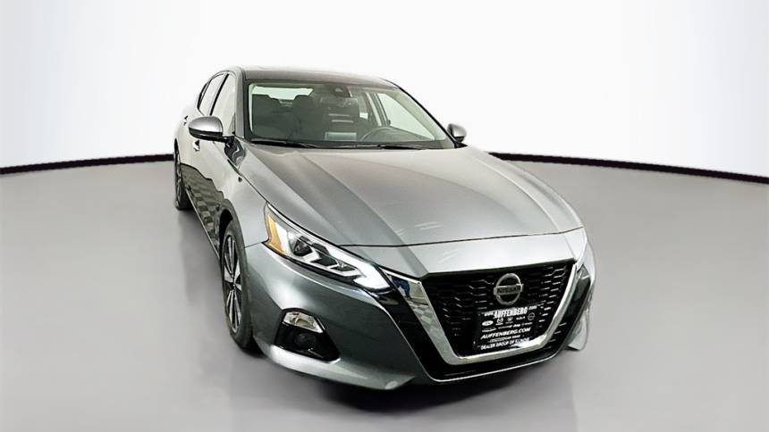 2020 Nissan Altima SV — Sedan — 67,482 mi — Shiloh, IL