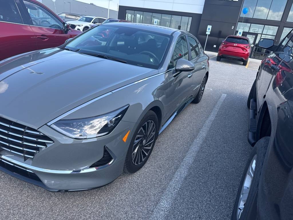 Thumbnail 3