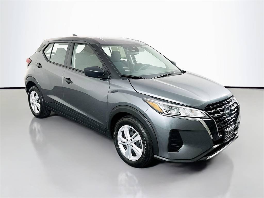 2025 Nissan Kicks Play S — SUV — 210 mi — Shiloh, IL