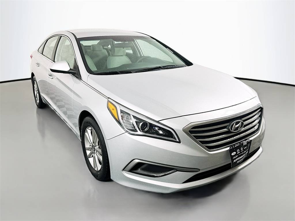 2016 Hyundai Sonata Base — Sedan — 71,504 mi — Shiloh, IL