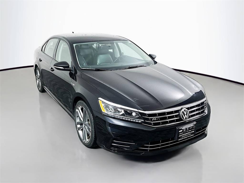 2018 Volkswagen Passat R-Line — Sedan — 66,728 mi — Shiloh, IL