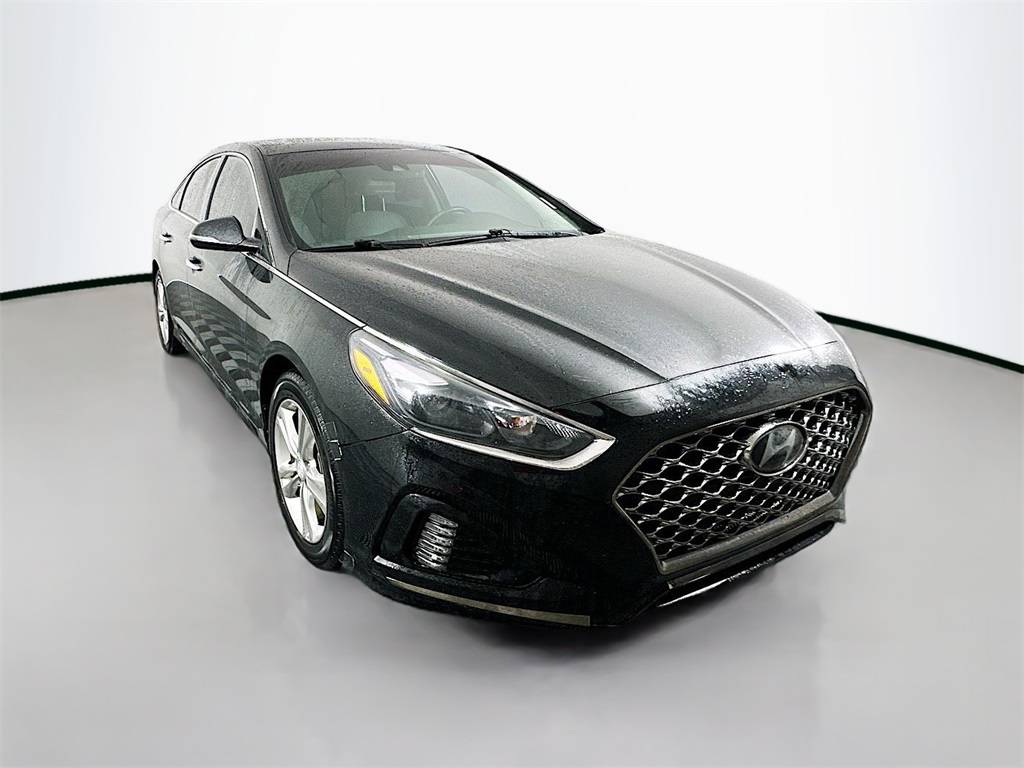 2018 Hyundai Sonata Limited — Sedan — 109,406 mi — Shiloh, IL