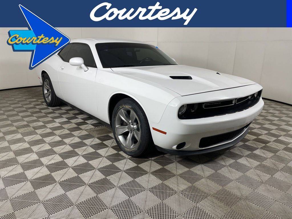 2017 Dodge Challenger SXT — Coupe — 57,882 mi — Phoenix, AZ