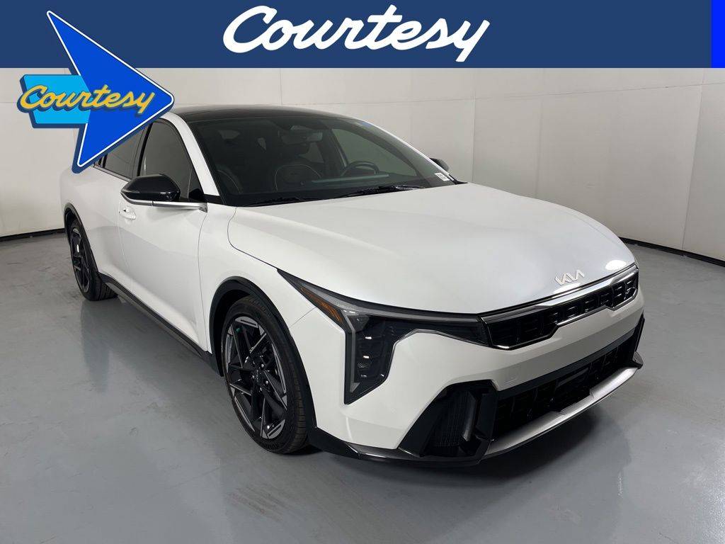 2025 Kia K4 GT-Line — Sedan — 3,570 mi — Phoenix, AZ
