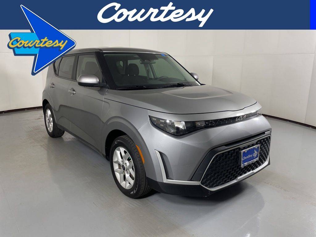 2023 Kia Soul LX — Hatchback — 42,476 mi — Phoenix, AZ