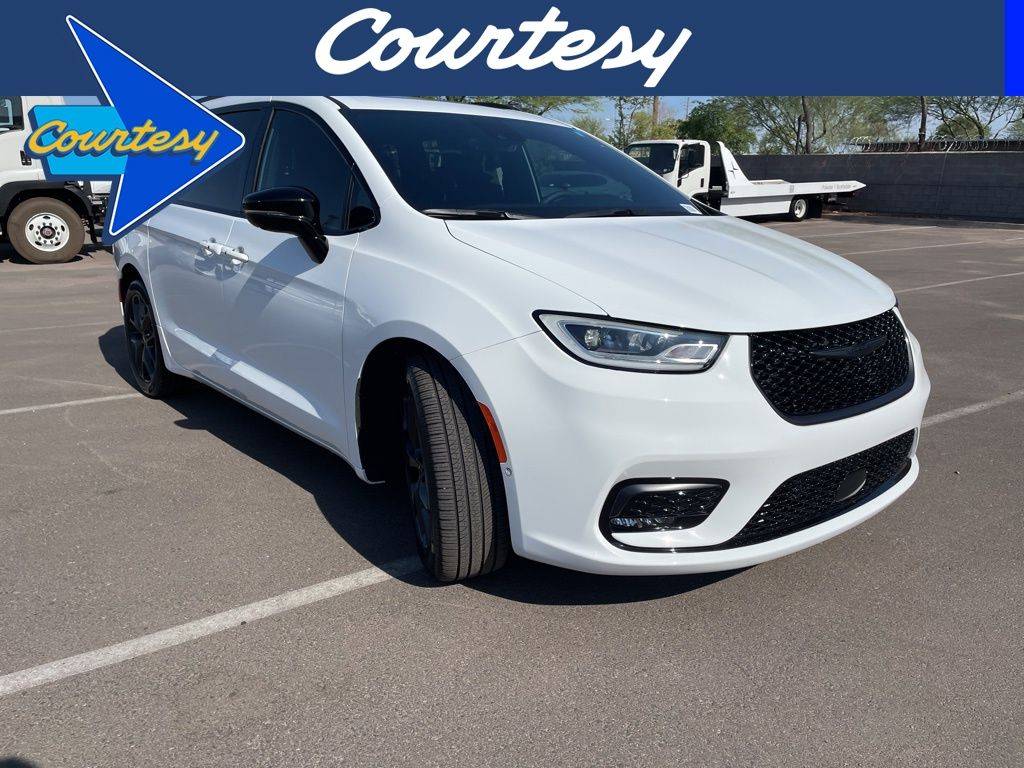 2023 Chrysler Pacifica Limited — Minivan — 12,471 mi — Phoenix, AZ