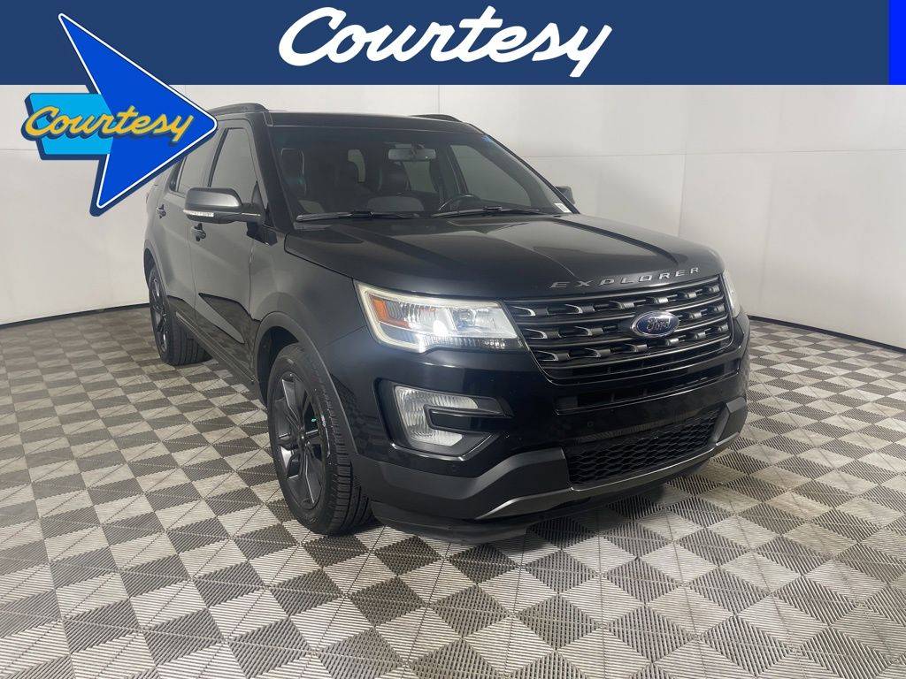 2017 Ford Explorer XLT — SUV — 121,066 mi — Phoenix, AZ