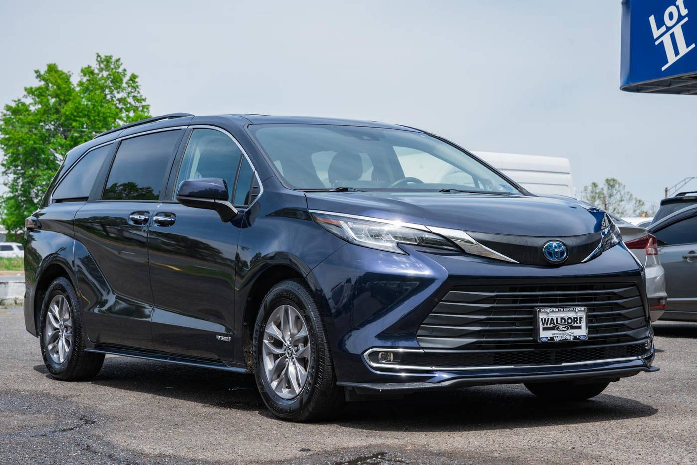 2021 Toyota Sienna XLE — Minivan — 86,202 mi — Waldorf, MD