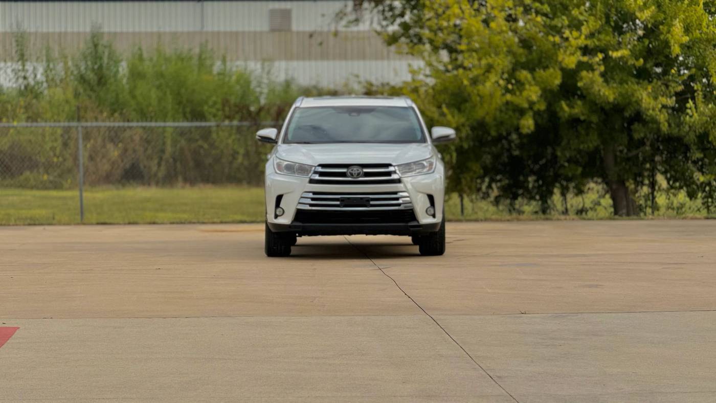 2018 Toyota Highlander SE V6 — SUV — 112,133 mi — Houston, TX