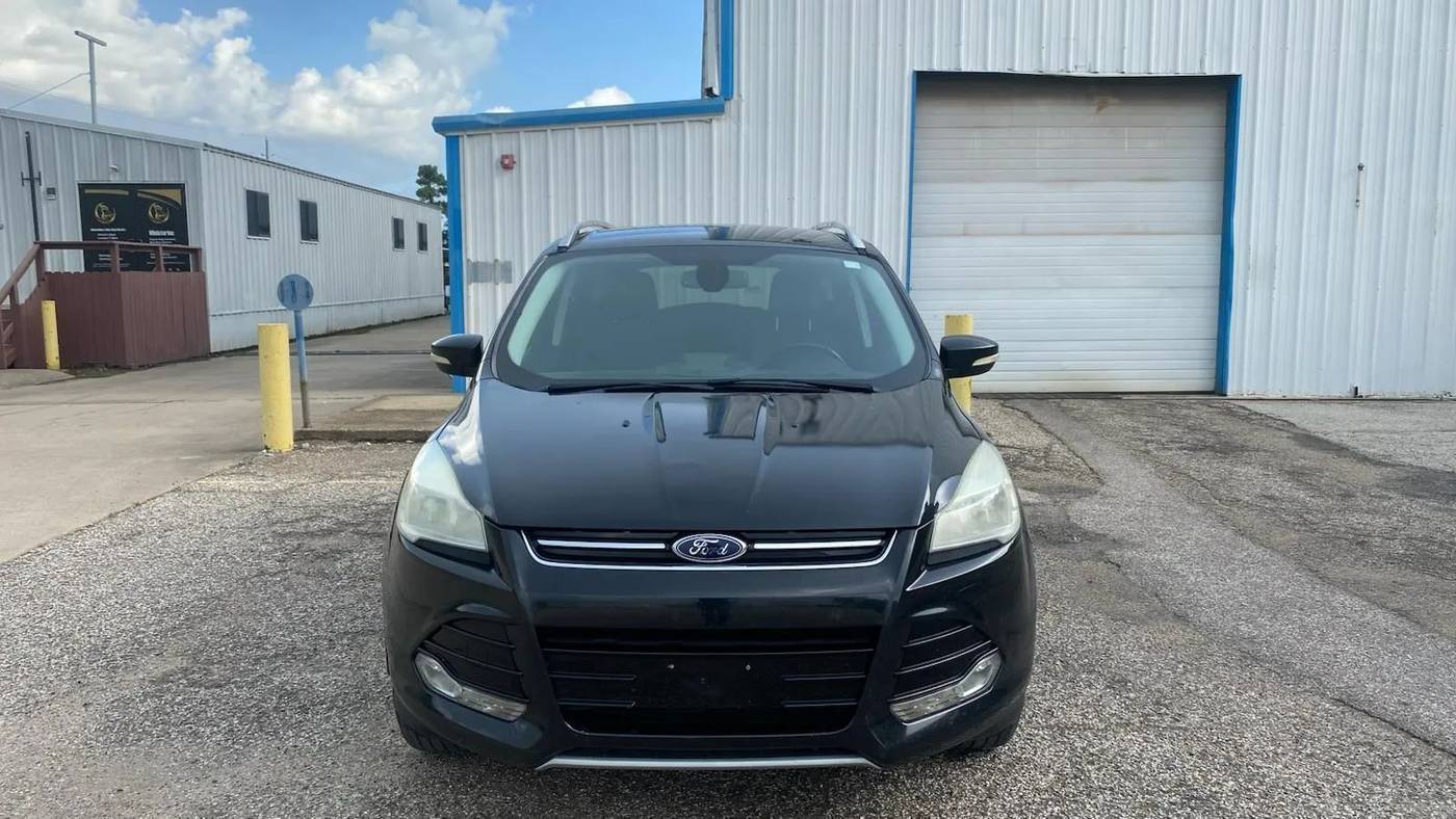 2014 Ford Escape Titanium — SUV — 136,097 mi — Houston, TX