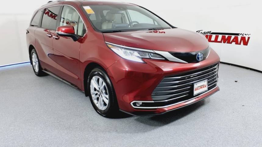 2022 Toyota Sienna Limited — Minivan — 32,163 mi — Houston, TX