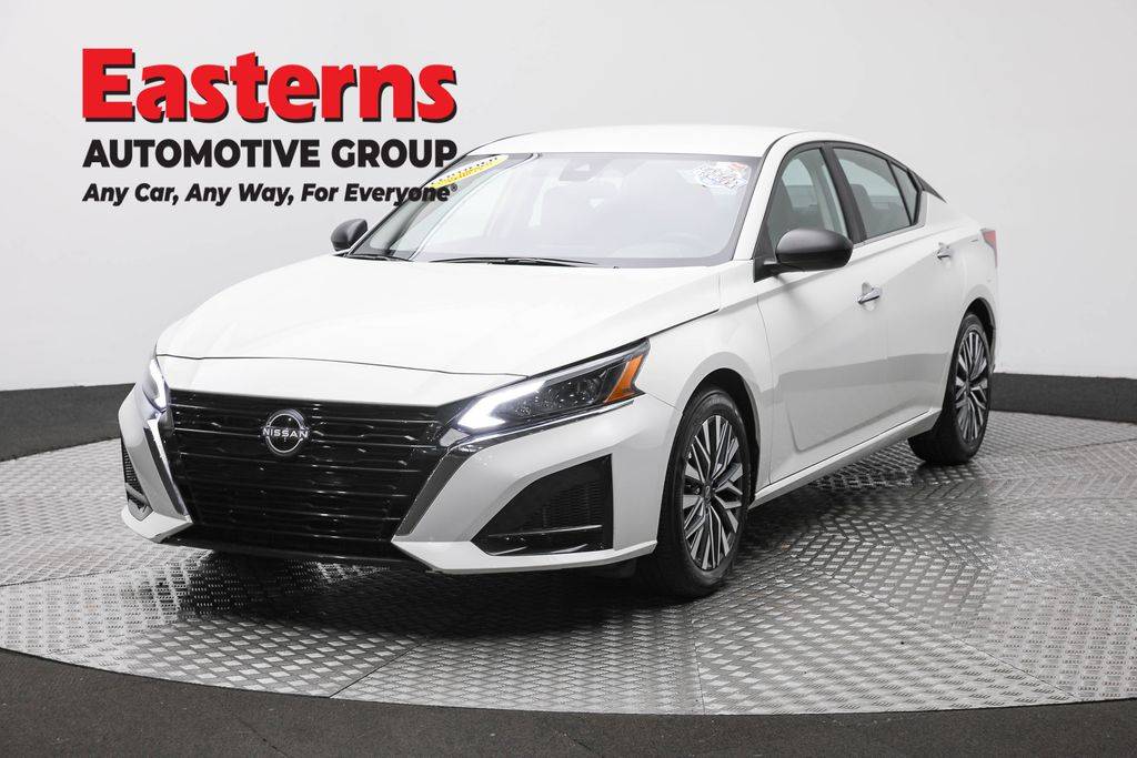 2025 Nissan Altima SV — Sedan — 23,952 mi — Woodbridge,, VA