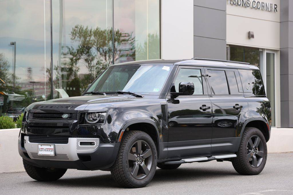 2024 Land Rover Defender S