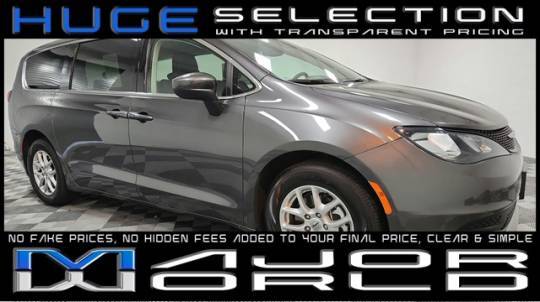 2023 Chrysler Voyager LX — Minivan — 42,079 mi — Long Island City, NY