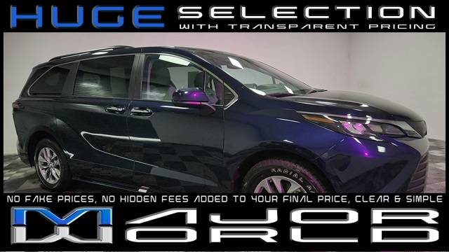 2024 Toyota Sienna XLE — Minivan — 34,156 mi — Long Island City, NY
