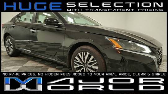 2023 Nissan Altima SV — Sedan — 9,844 mi — Long Island City, NY