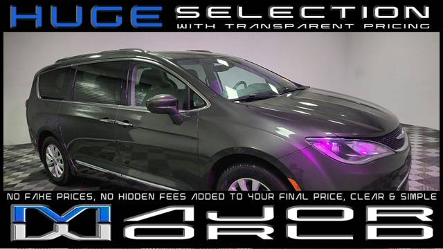 2019 Chrysler Pacifica Touring L — Minivan — 54,955 mi — Long Island City, NY