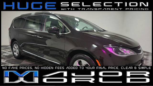 2017 Chrysler Pacifica Touring L Plus — Minivan — 135,469 mi — Long Island City, NY
