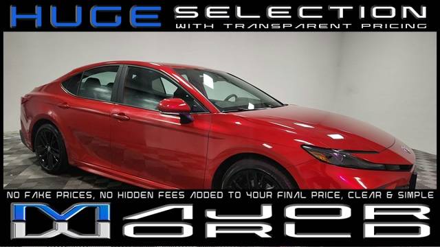 2025 Toyota Camry SE — Sedan — 5,090 mi — Long Island City, NY
