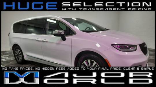 2023 Chrysler Pacifica Hybrid Limited — Minivan — 35,025 mi — Long Island City, NY