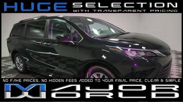 2024 Toyota Sienna XLE — Minivan — 25,297 mi — Long Island City, NY