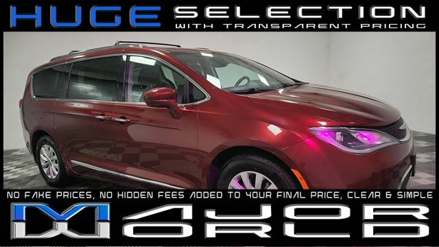 2019 Chrysler Pacifica Touring L — Minivan — 99,944 mi — Long Island City, NY