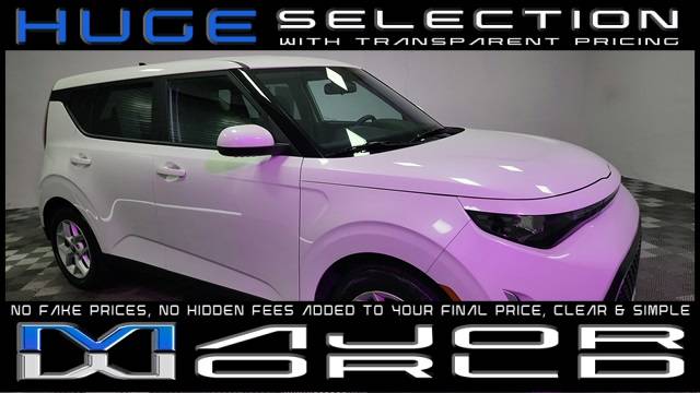 2025 Kia Soul LX — Hatchback — 17,730 mi — Long Island City, NY