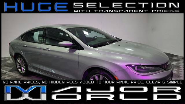 2015 Chrysler 200 S — Sedan — 12,482 mi — Long Island City, NY