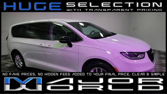 2024 Chrysler Pacifica Touring L — Minivan — 49,592 mi — Long Island City, NY