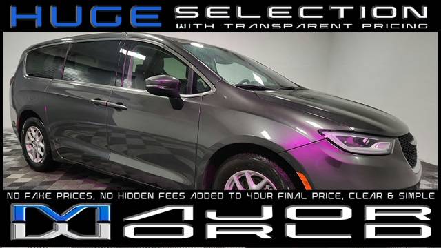 2023 Chrysler Pacifica Touring L — Minivan — 68,272 mi — Long Island City, NY