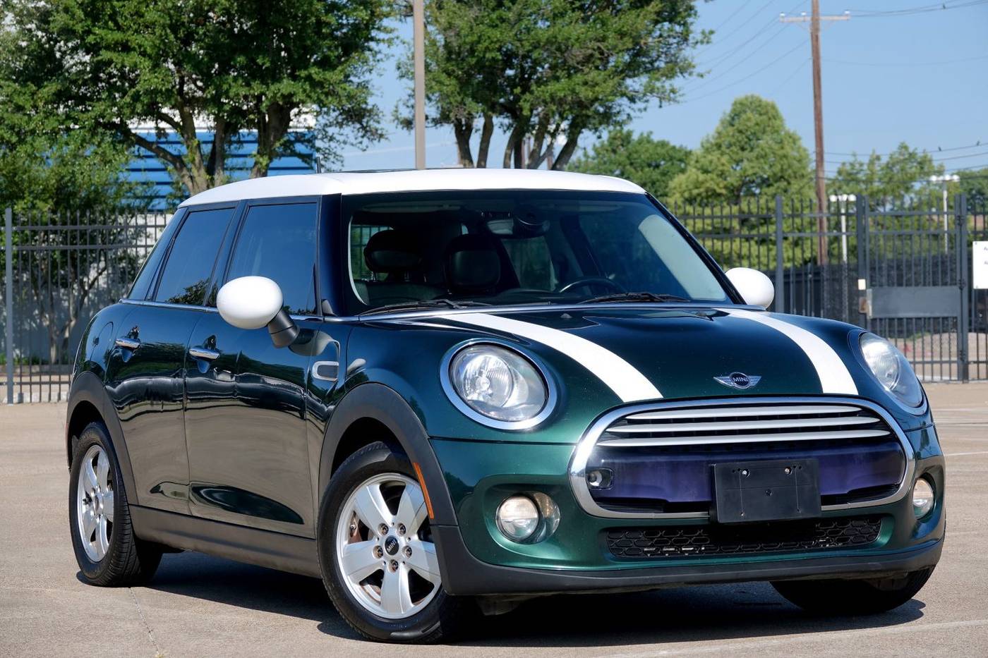 2015 MINI Hardtop Cooper — Hatchback — 119,724 mi — Plano, TX