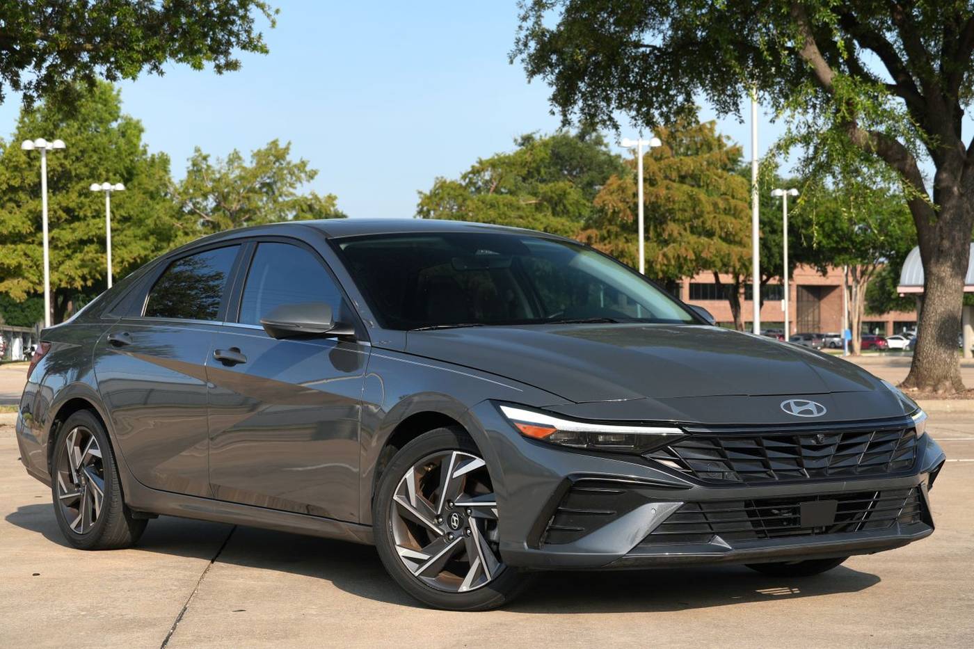 2024 Hyundai Elantra Limited