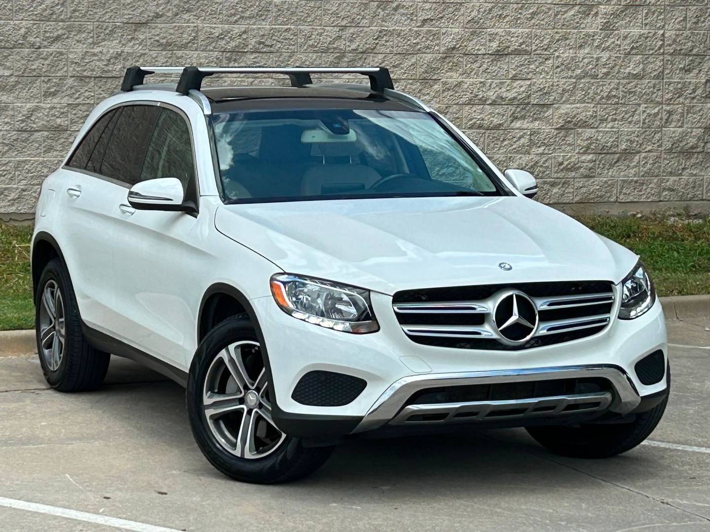 2017 Mercedes-Benz GLC GLC 300 — SUV — 92,577 mi — Plano, TX