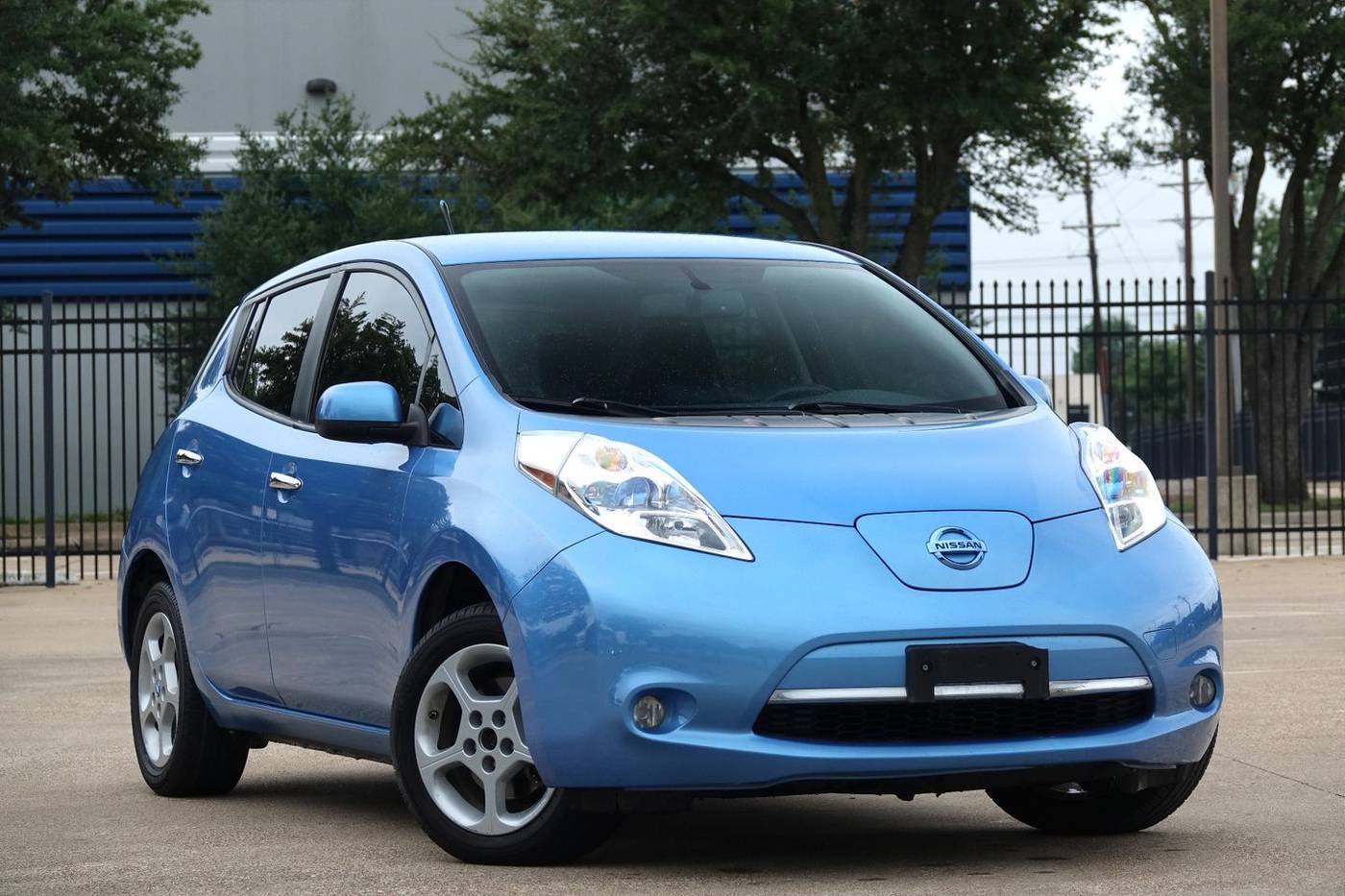 2013 Nissan LEAF SV — Hatchback — 85,691 mi — Plano, TX