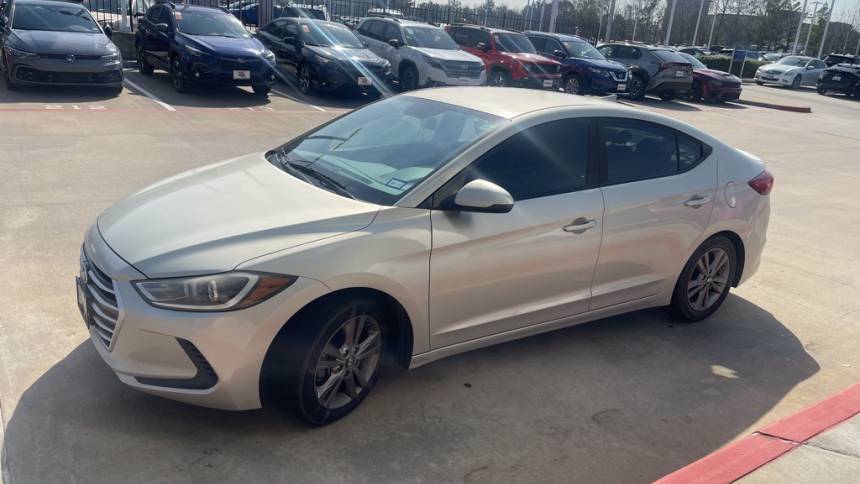 2017 Hyundai Elantra SE — Sedan — 133,100 mi — Houston, TX