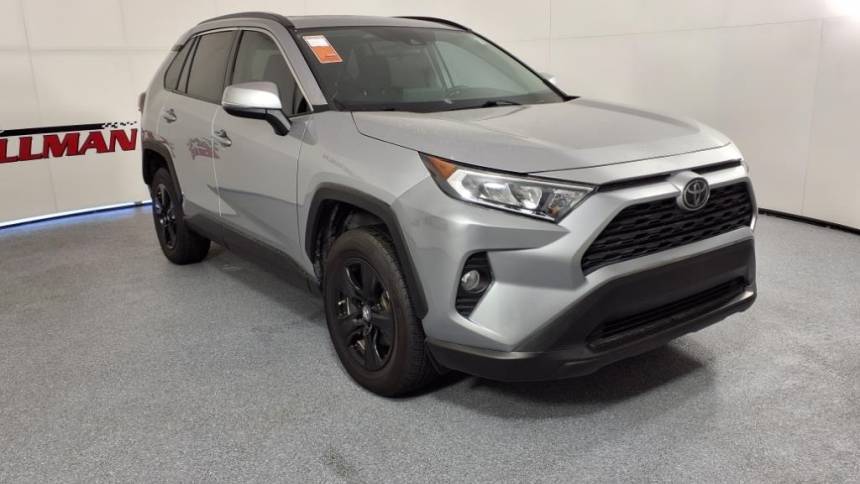 2019 Toyota RAV4 XLE — SUV — 100,700 mi — Houston, TX