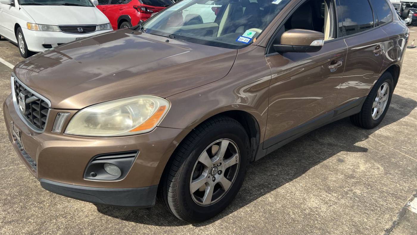 2010 Volvo XC60 3.2 — SUV — 158,208 mi — Houston, TX