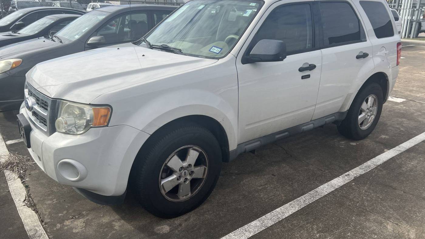 2011 Ford Escape XLT — SUV — 131,605 mi — Houston, TX